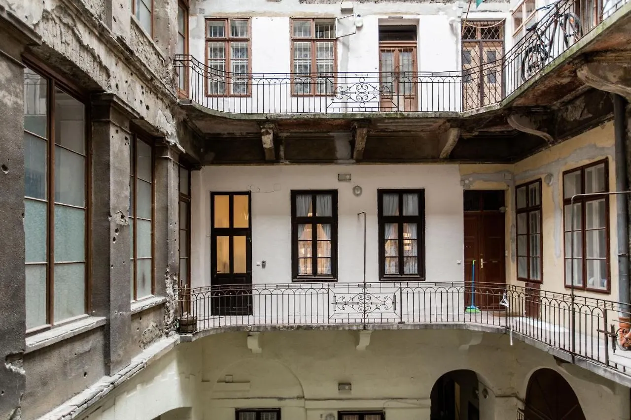 A Loft With History Διαμέρισμα Βουδαπέστη Ουγγαρία
